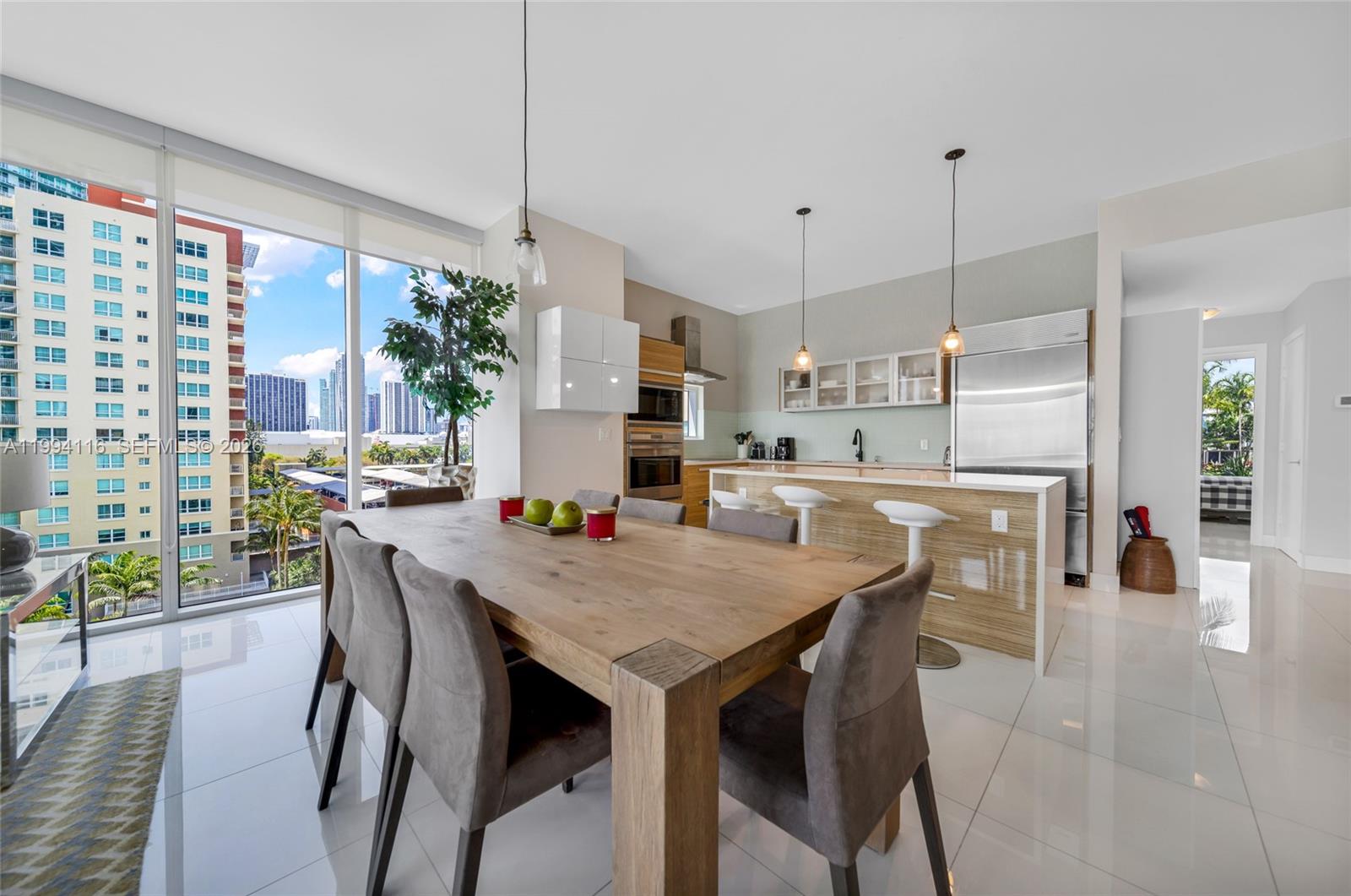 2020 N Bayshore Dr # 710