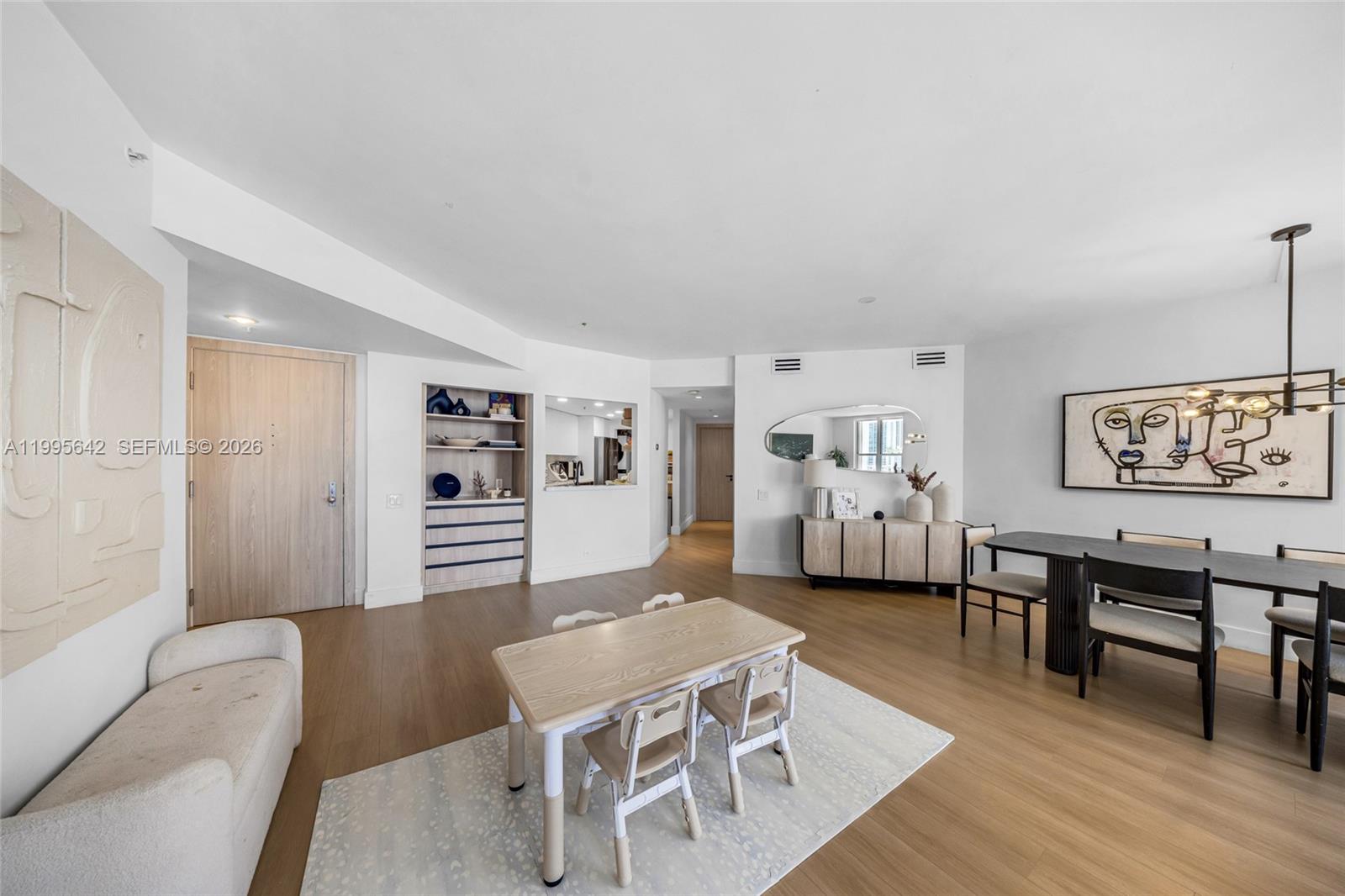 701 Brickell Key Blvd # 1112