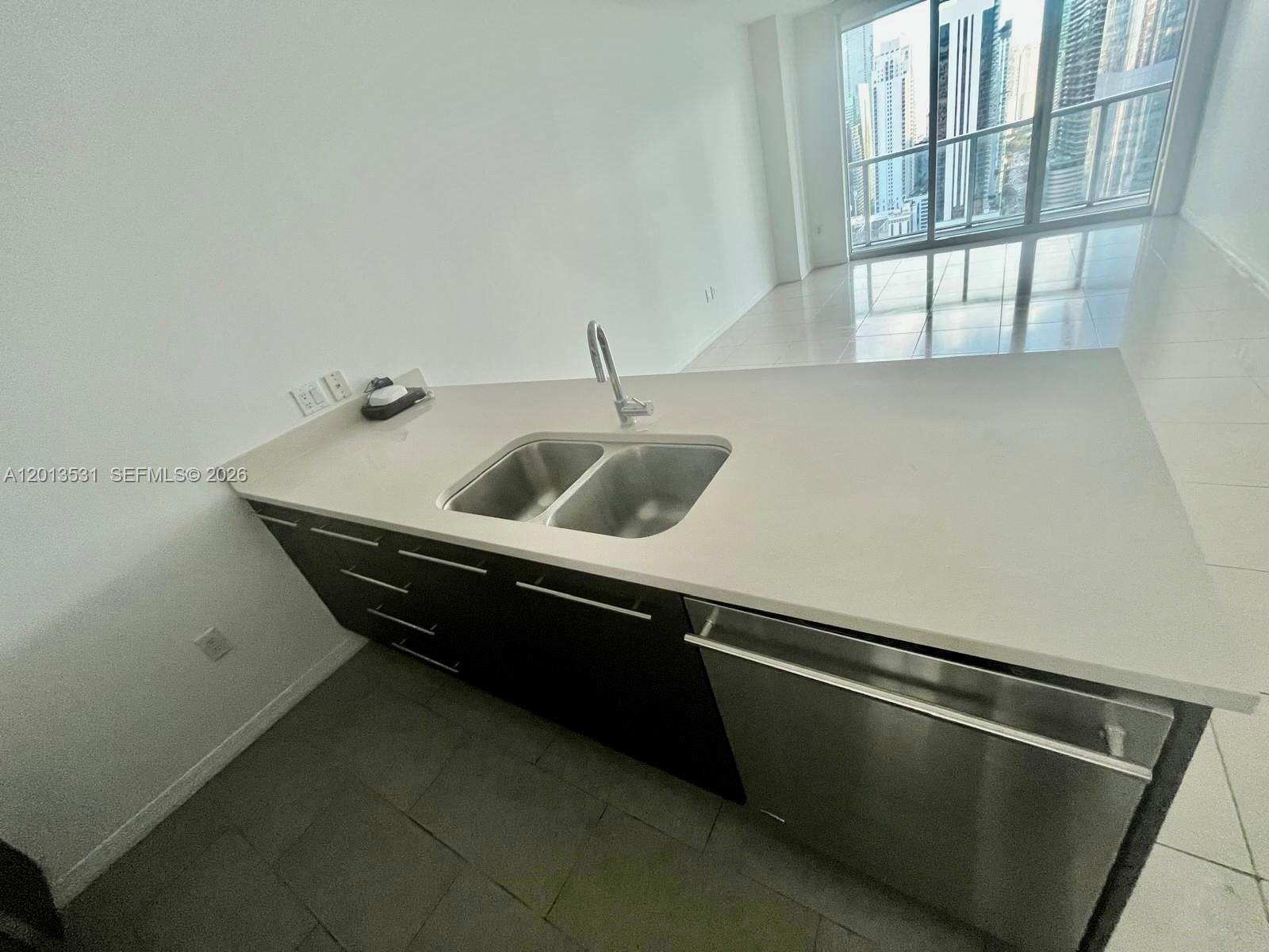 55 SE 6th St # 3706