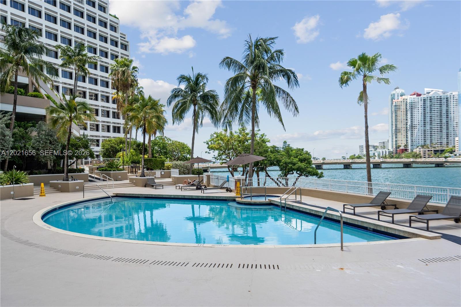 701 Brickell Key Blvd # 1411