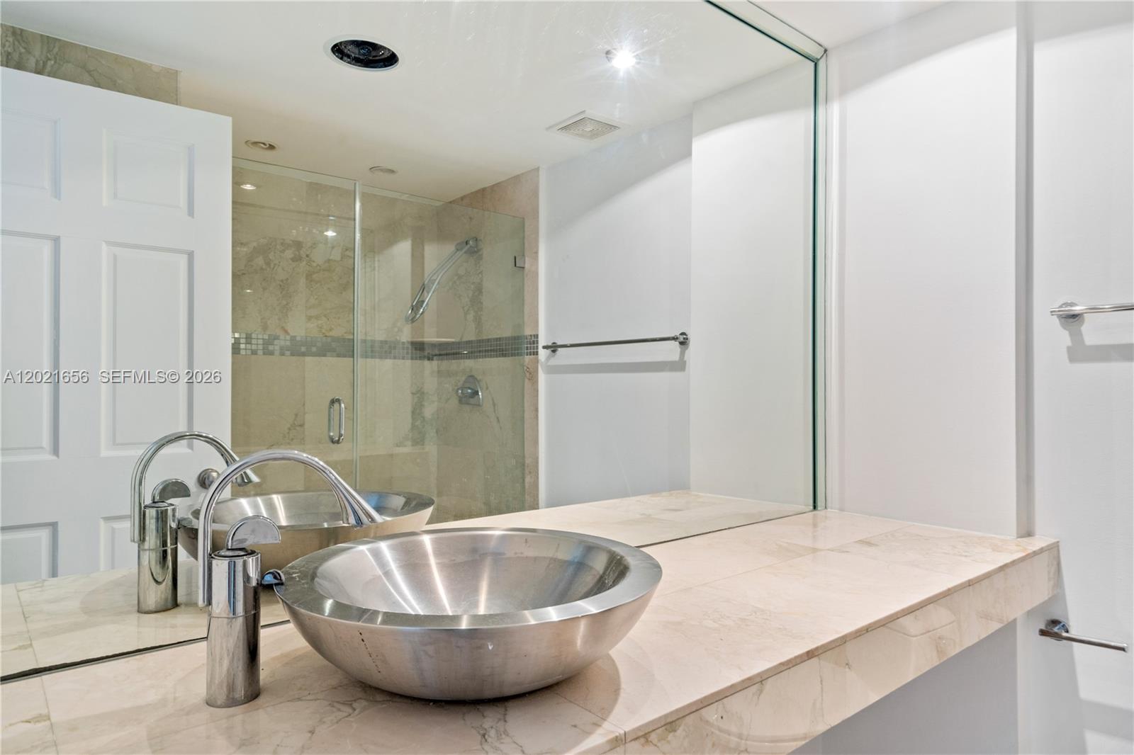 701 Brickell Key Blvd # 1411