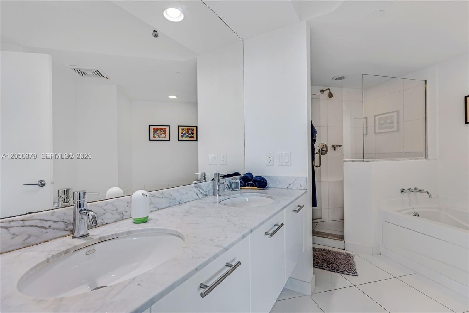 55 SE 6th ST # 3807