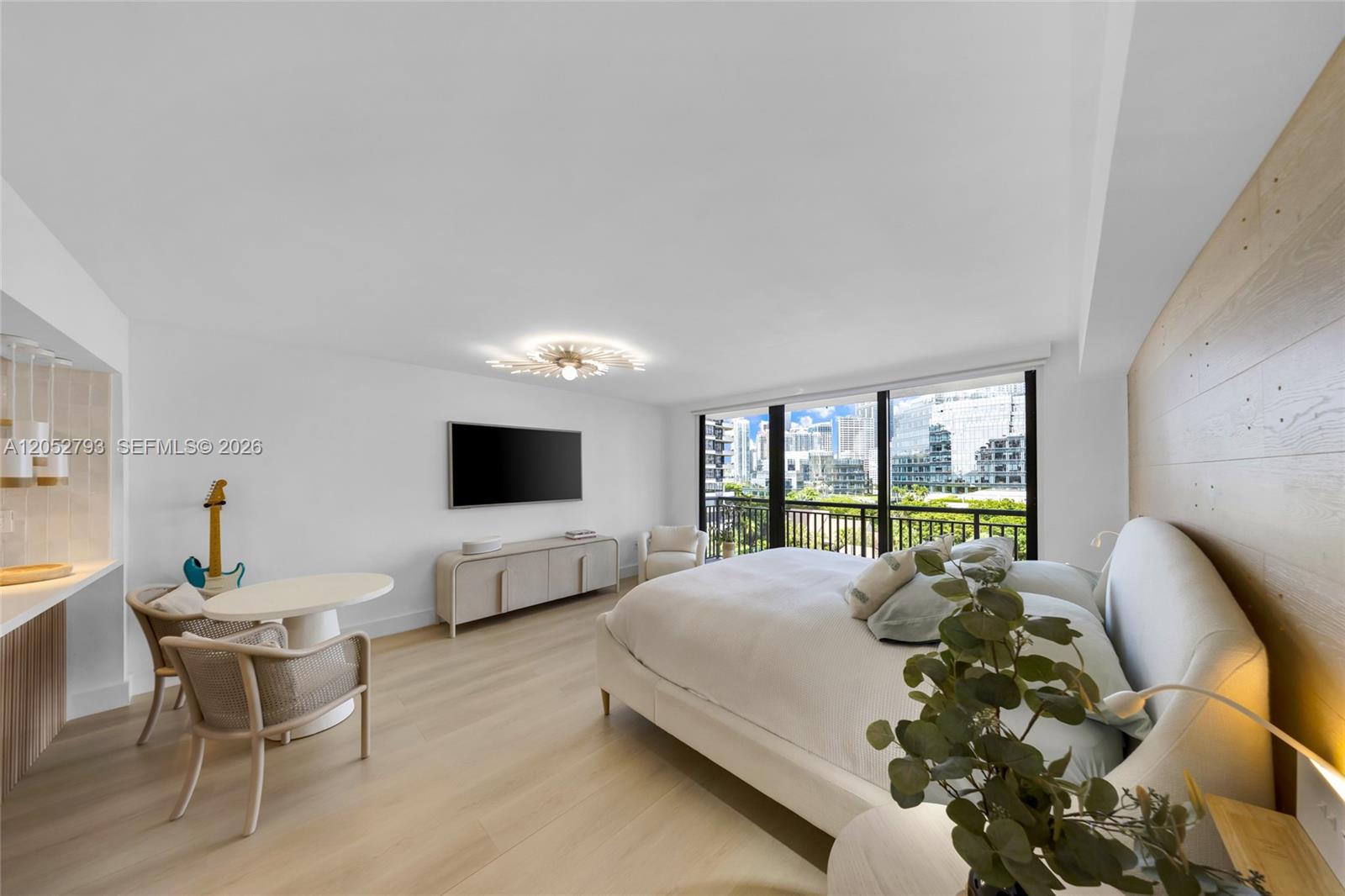 540 Brickell Key Dr # 809