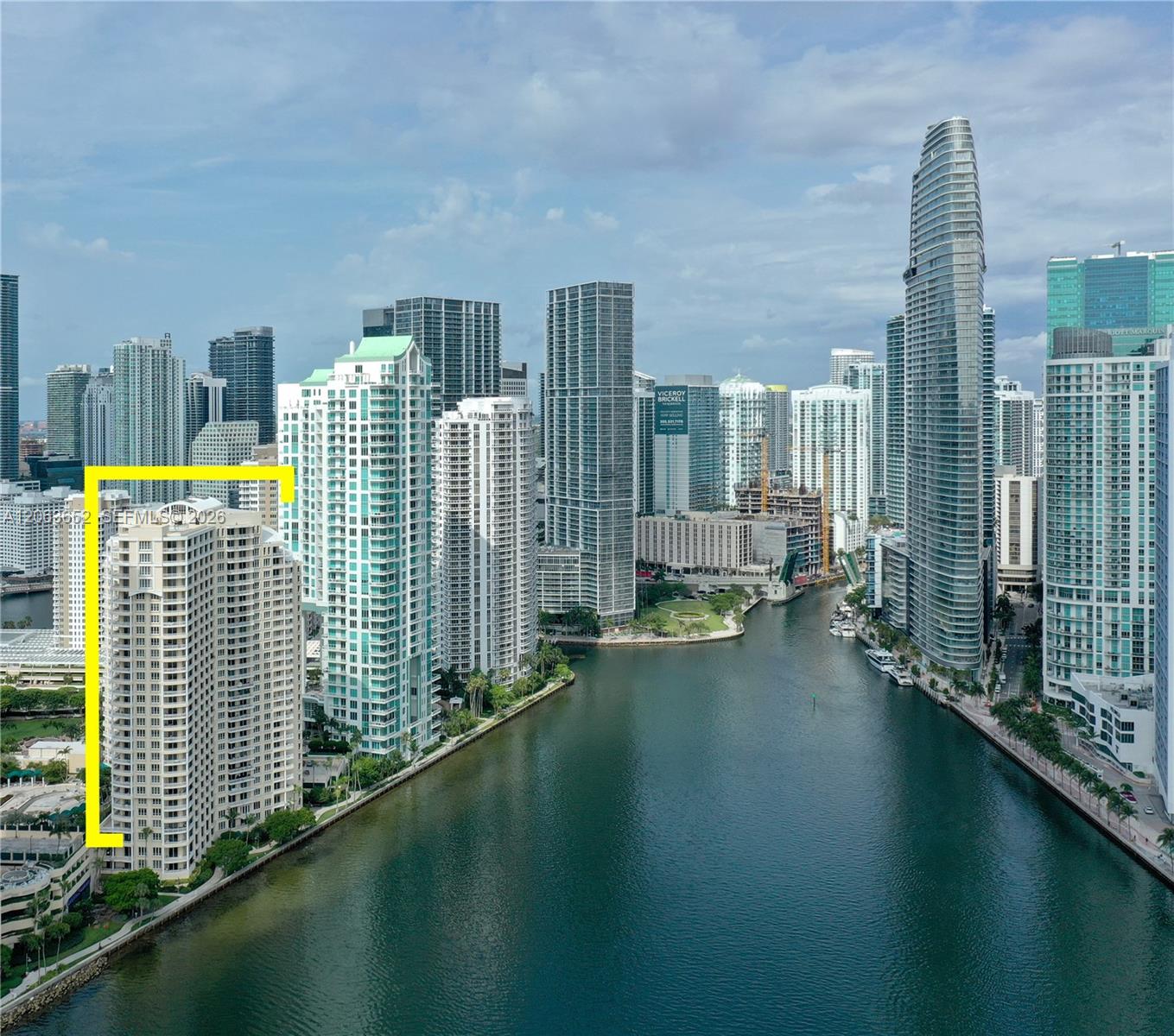 888 Brickell Key Dr # 512