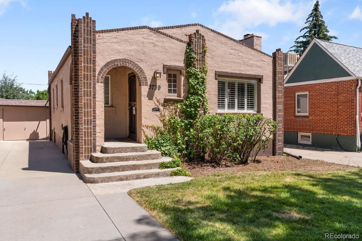 3739 W 46th Avenue