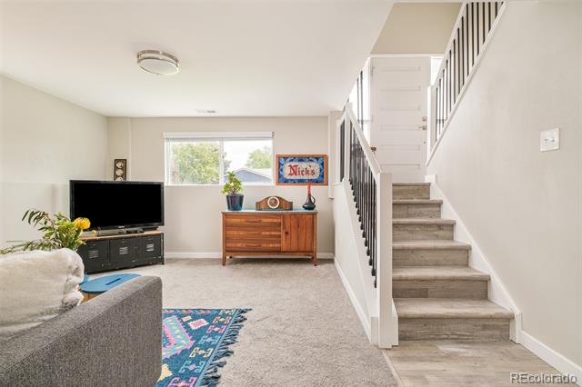 2027 S Welch Circle