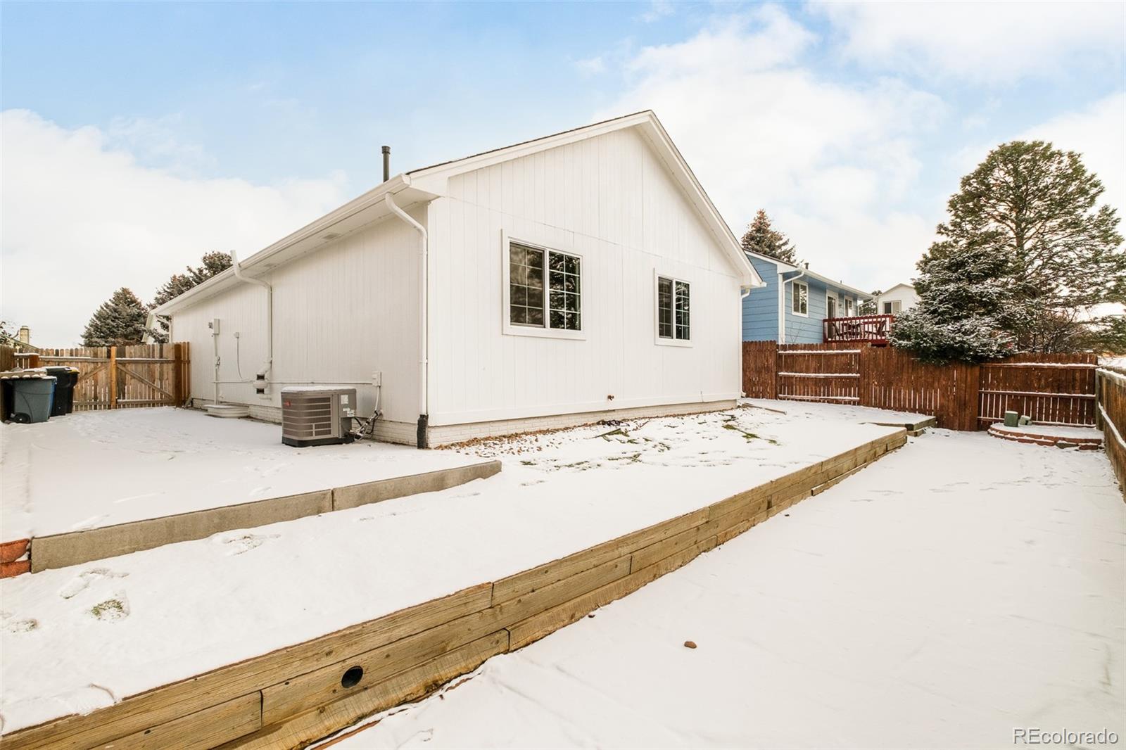 637 Howe Street