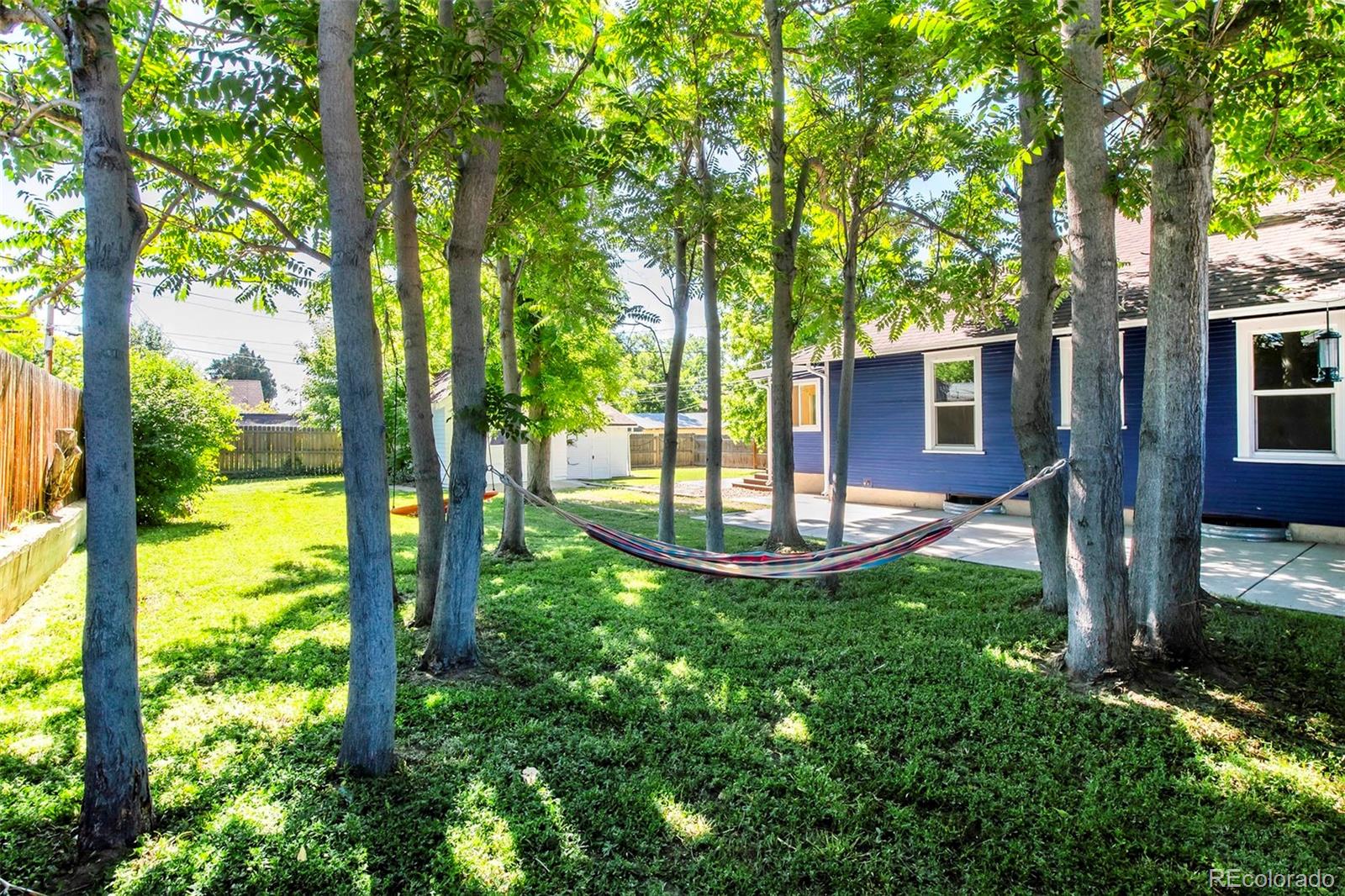 2828 Benton Street