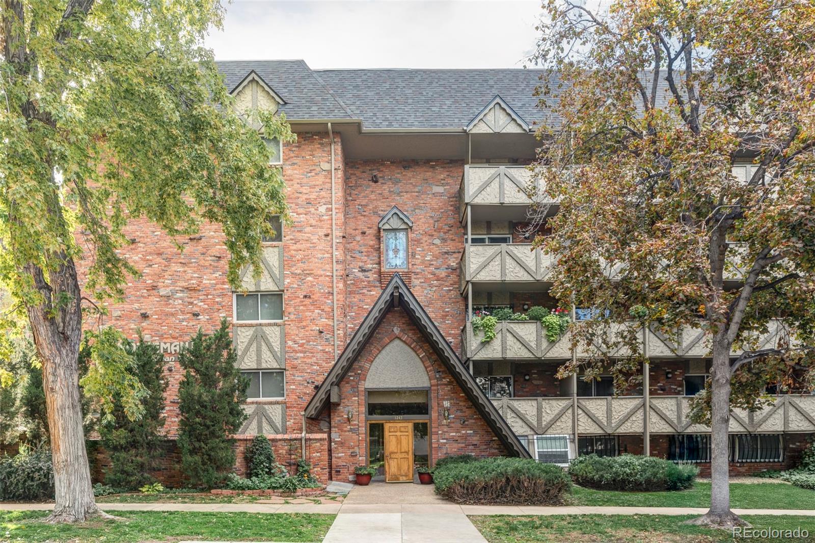 1243 Gaylord Street Unit: 304