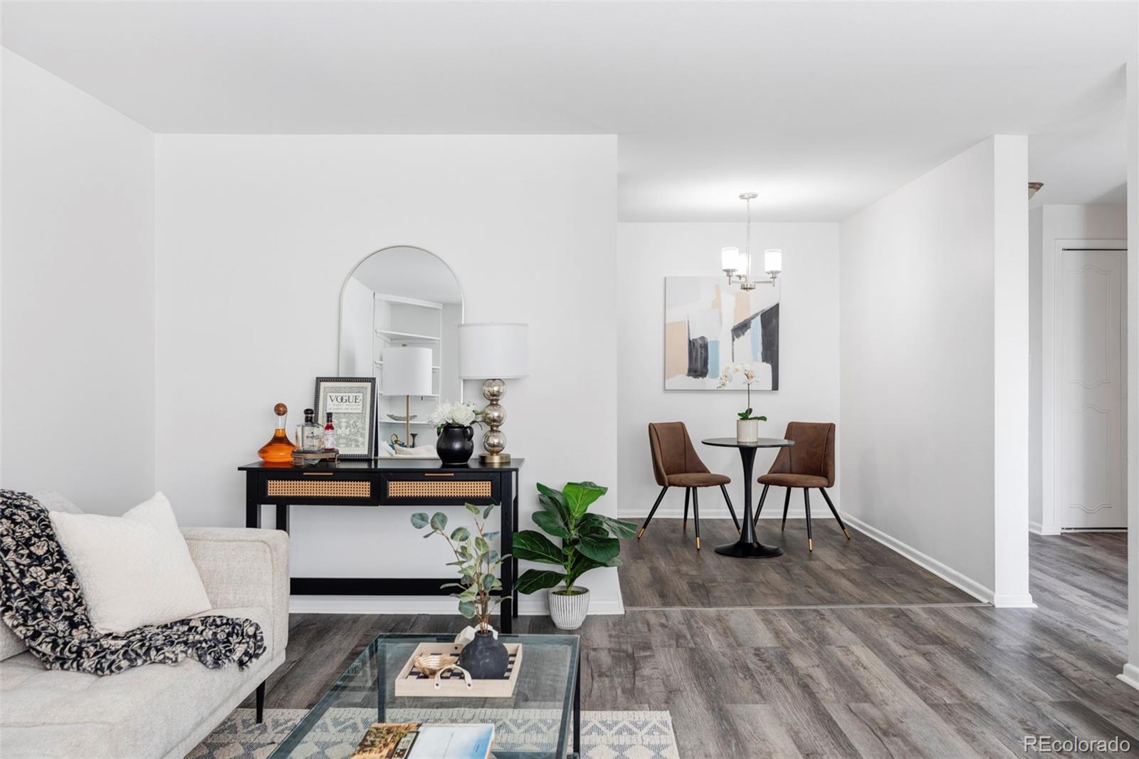 1243 Gaylord Street Unit: 304