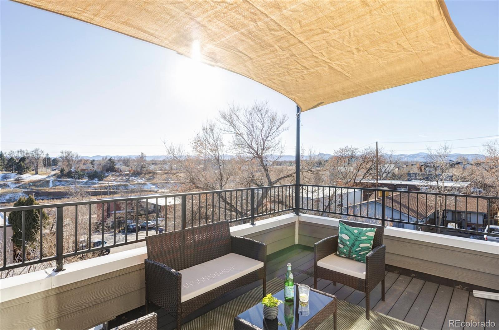 1260 Winona Court