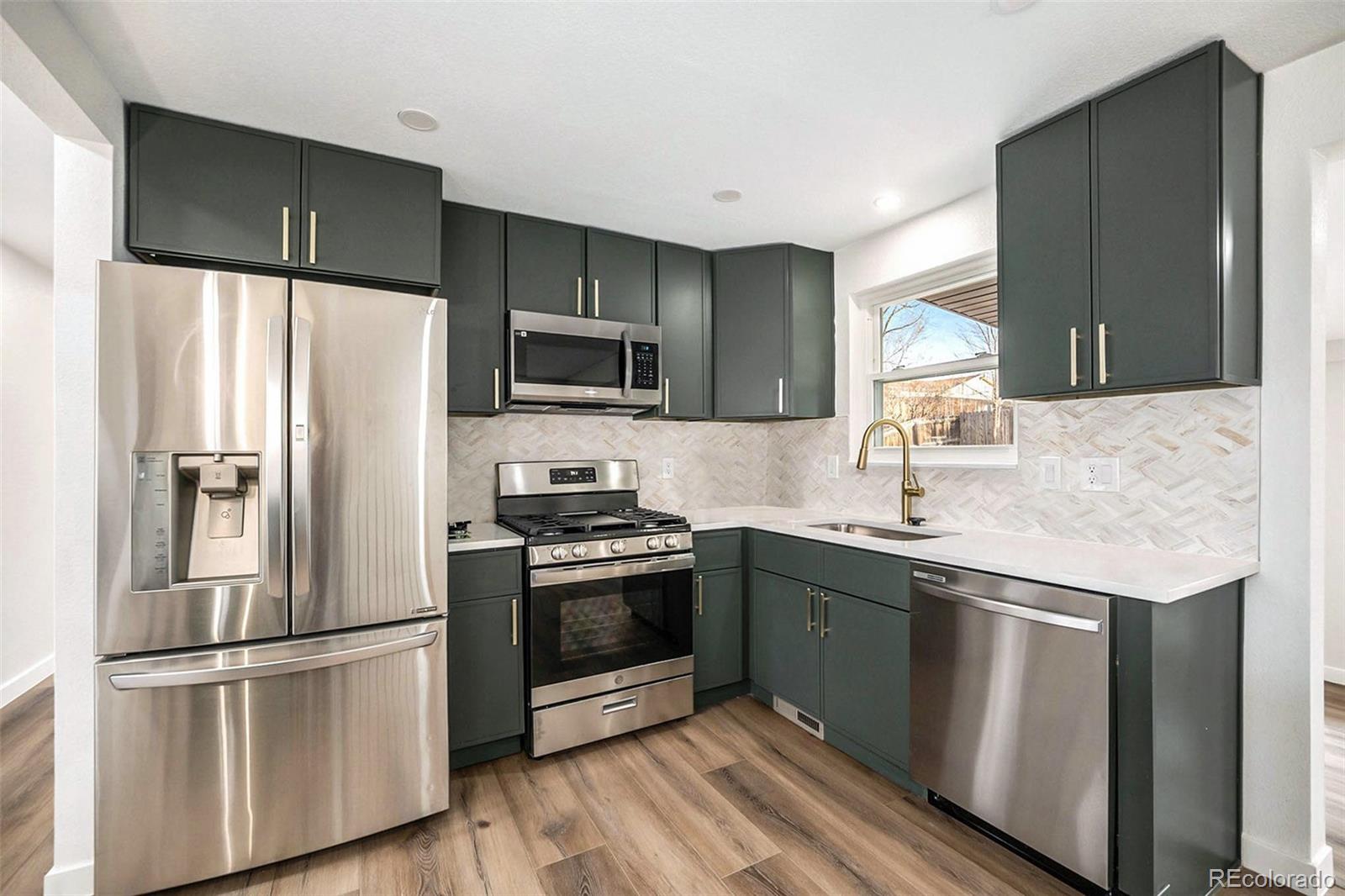 6250 W 76th Avenue