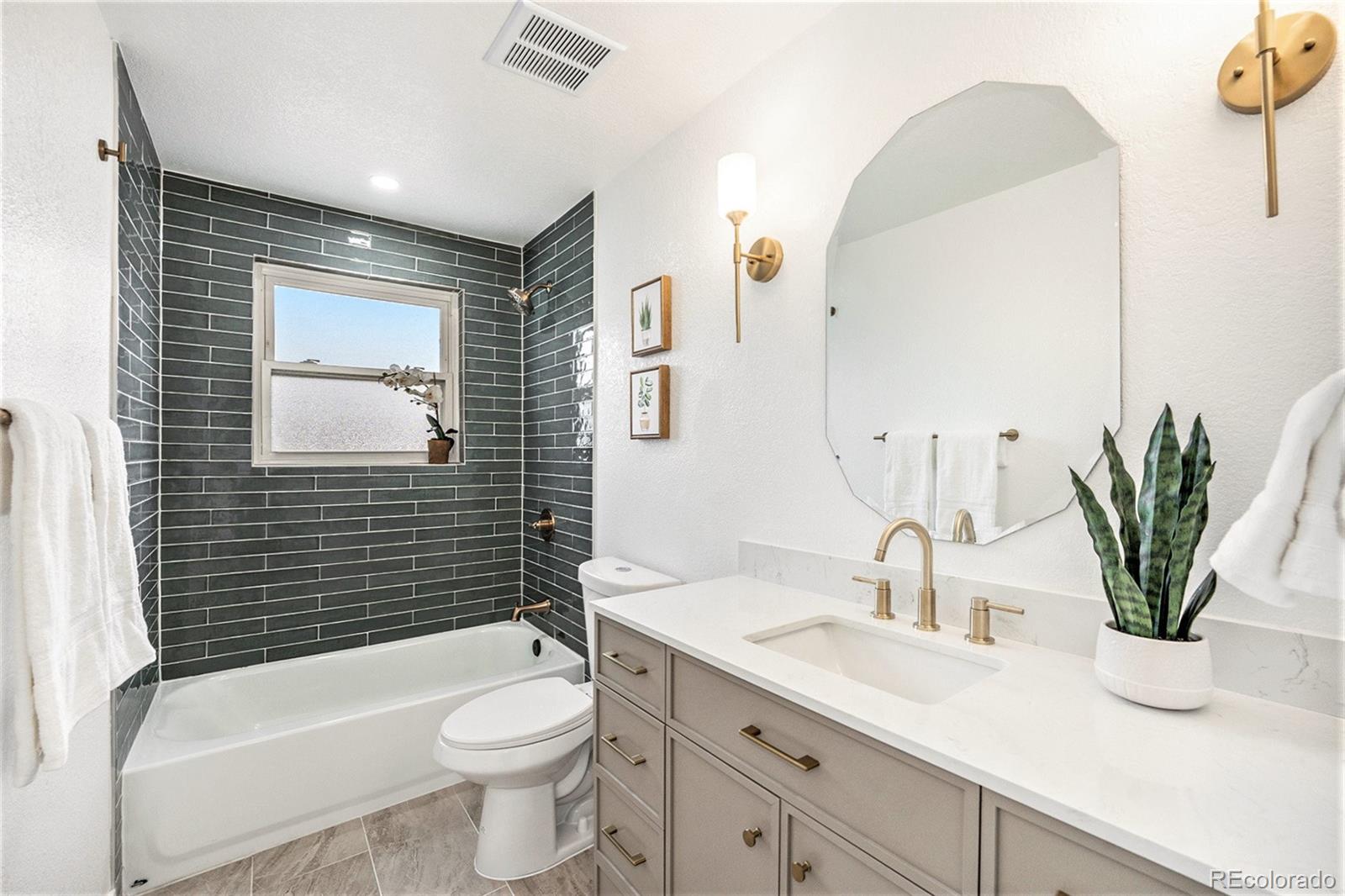 6250 W 76th Avenue
