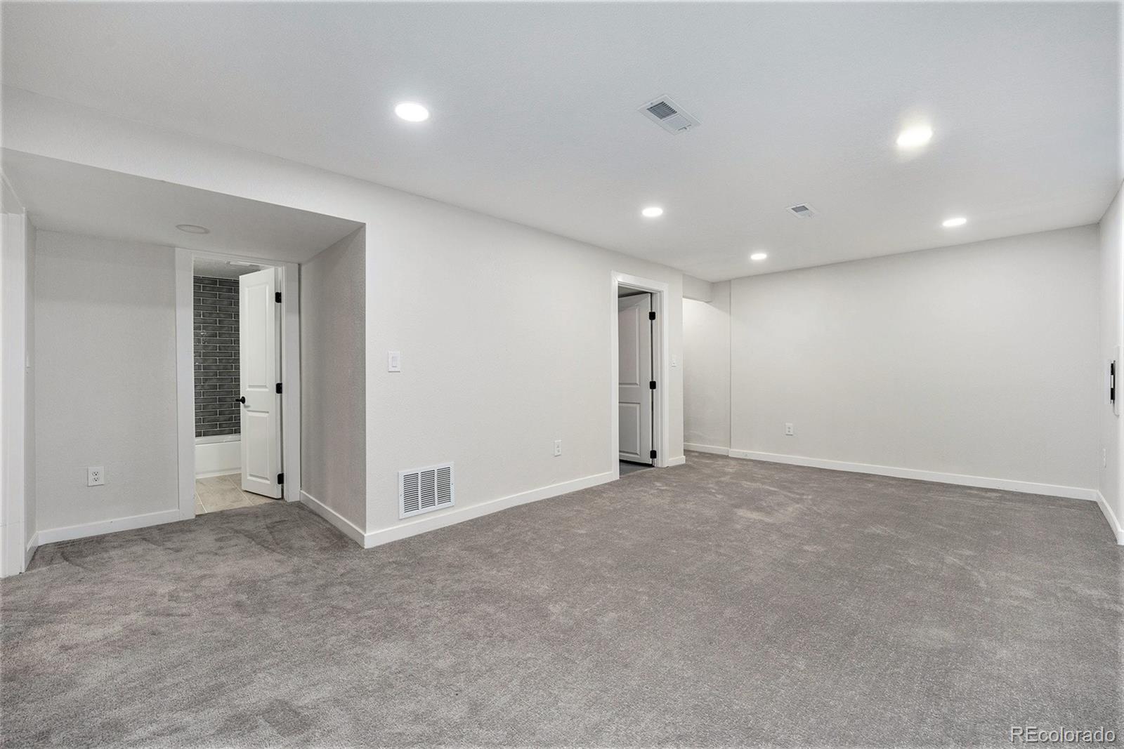 6250 W 76th Avenue