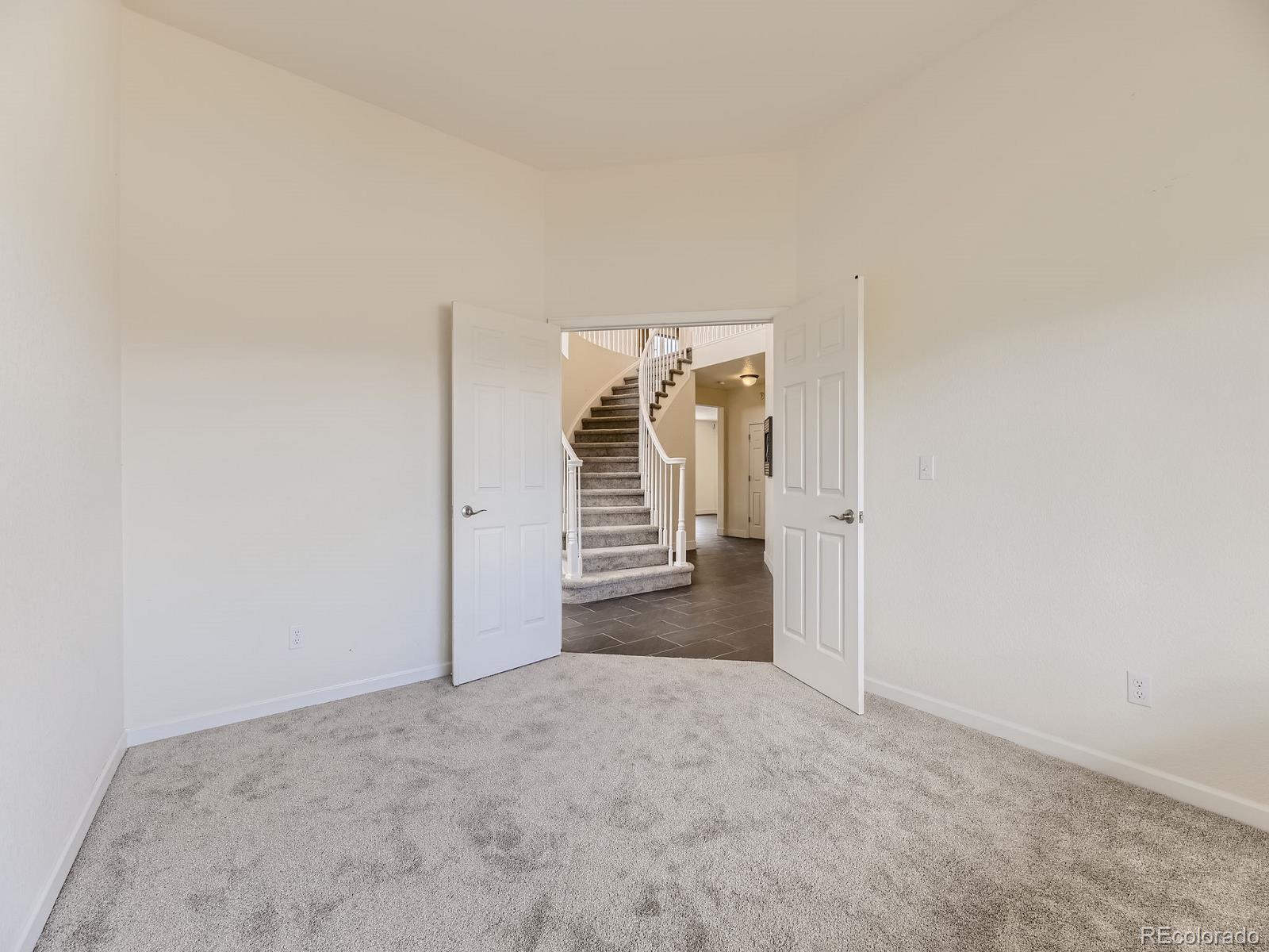 5320 Duchesne Court