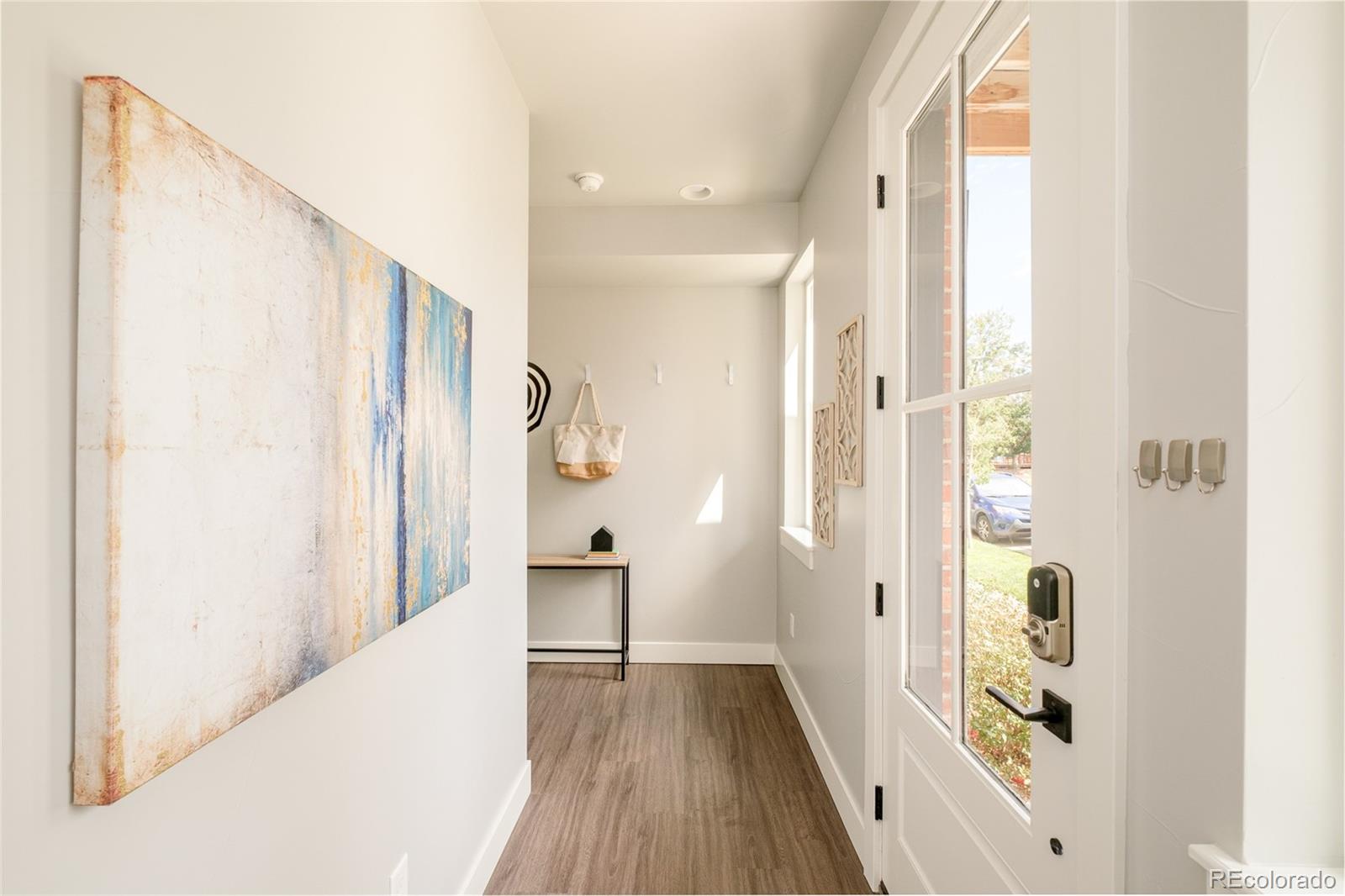 7035 E 38th Avenue Unit: 2