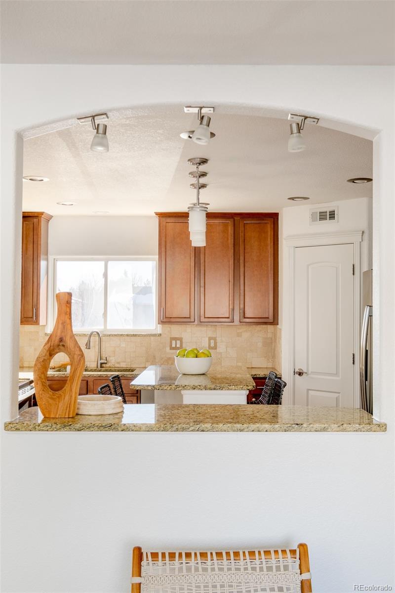 6021 Yarrow Street Unit: B12