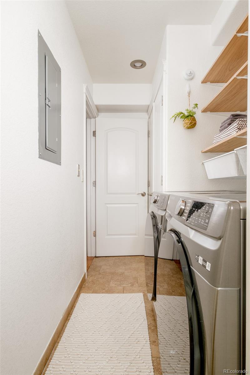 6021 Yarrow Street Unit: B12
