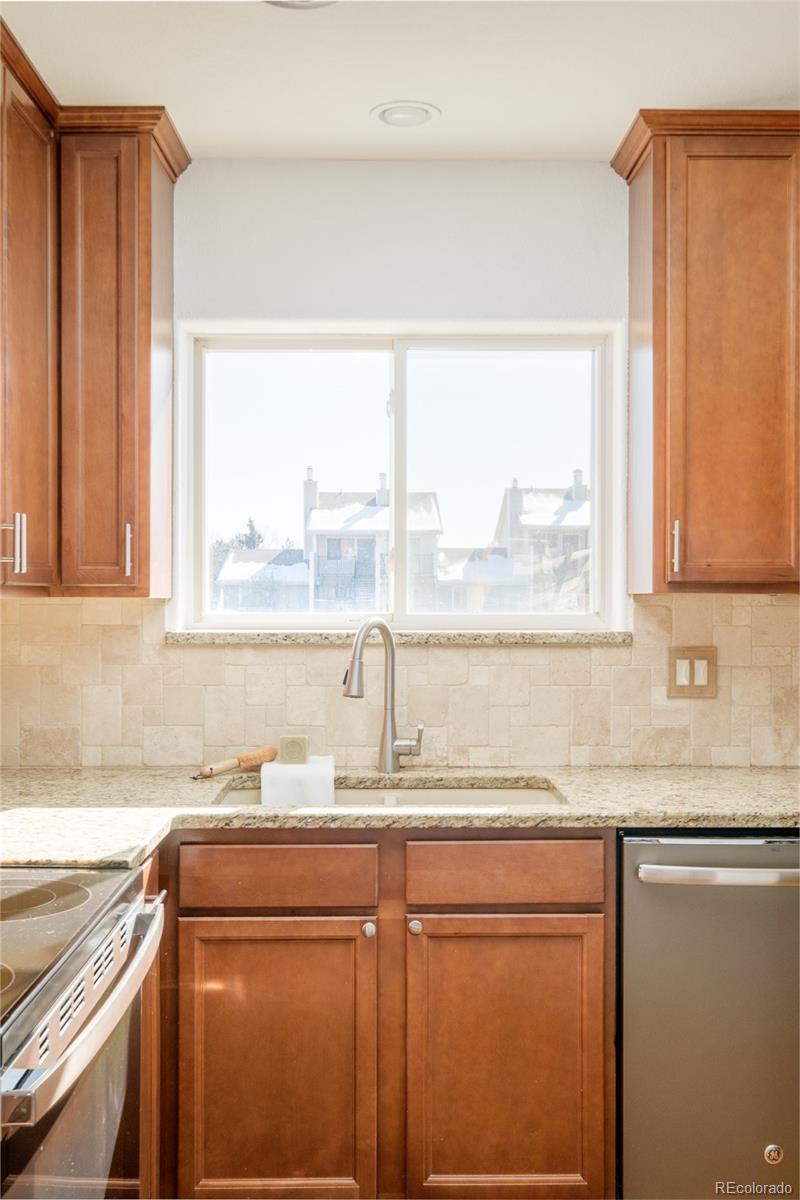 6021 Yarrow Street Unit: B12