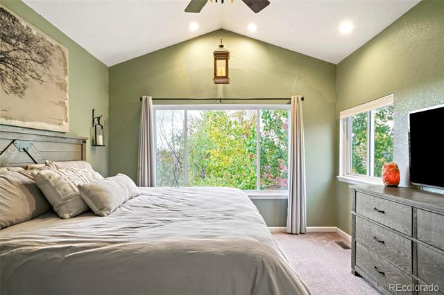 9508 W 70th Place