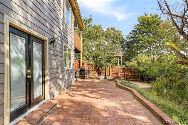 9508 W 70th Place