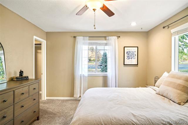 9508 W 70th Place
