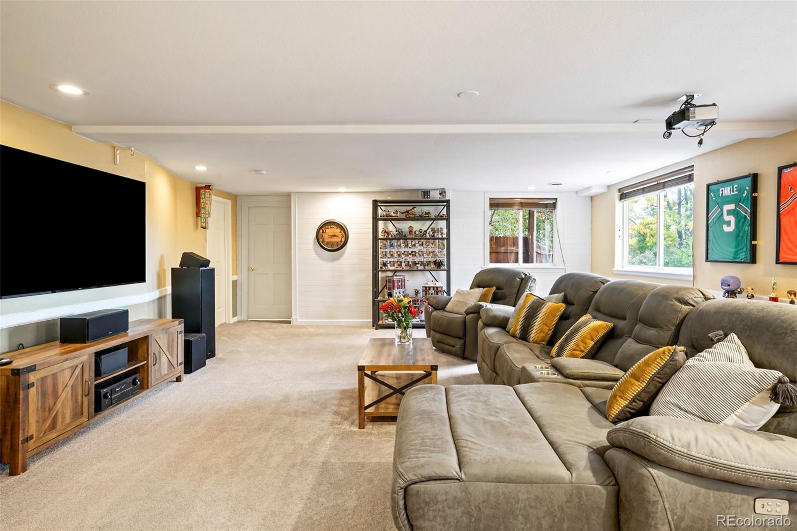 9508 W 70th Place