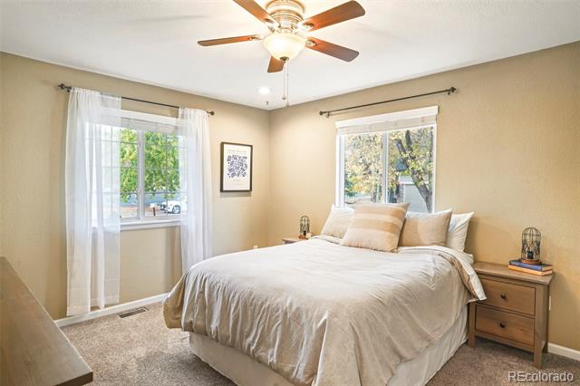 9508 W 70th Place