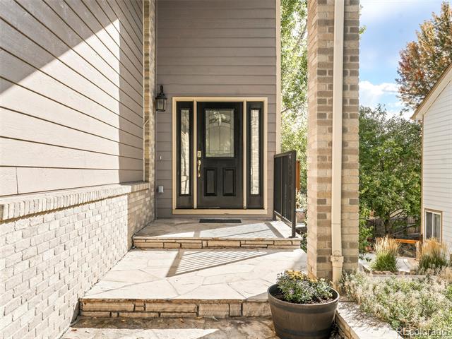 9508 W 70th Place