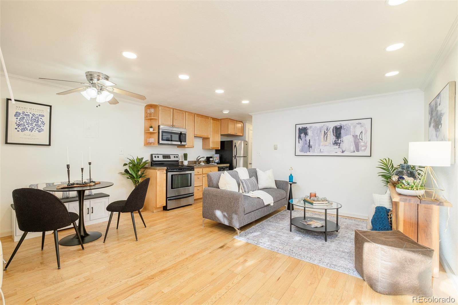 1135 Elizabeth Street Unit: 105