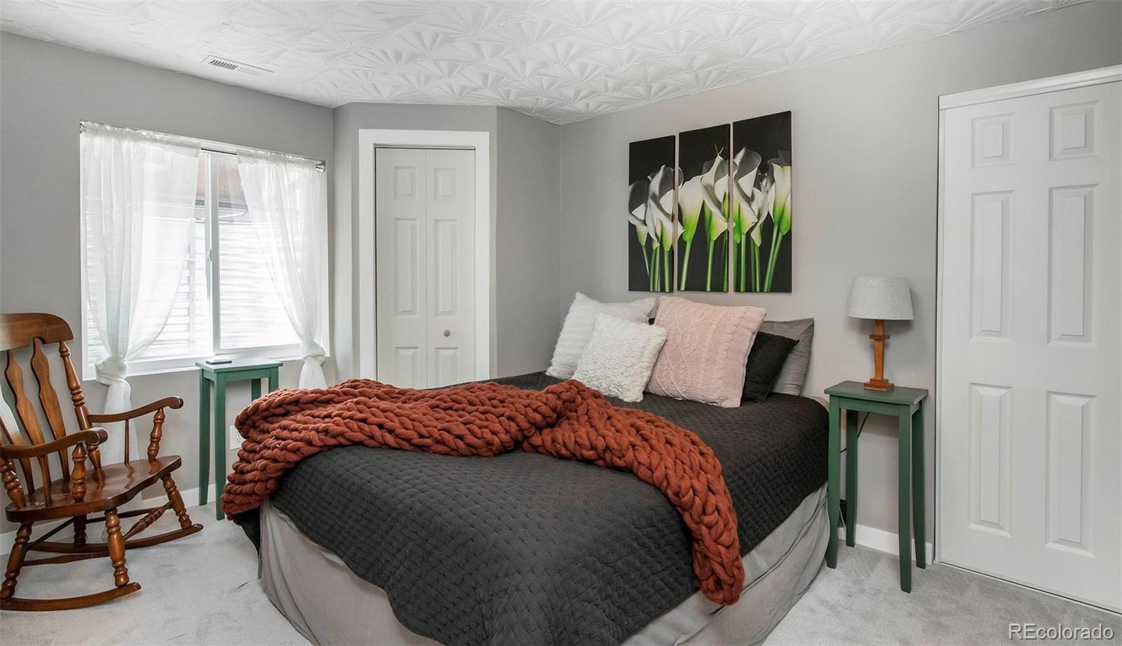 2324 Dogwood Circle