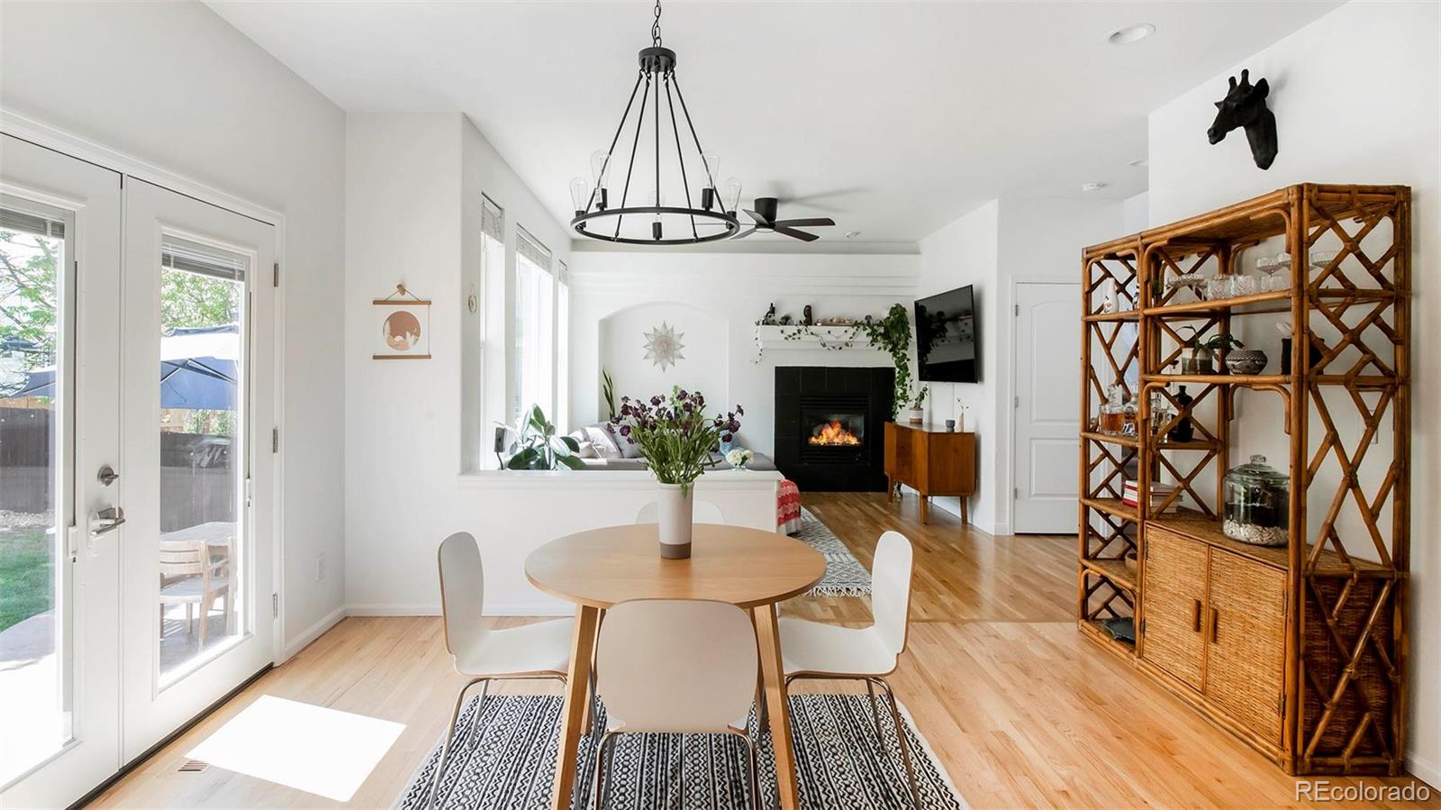 2324 Dogwood Circle