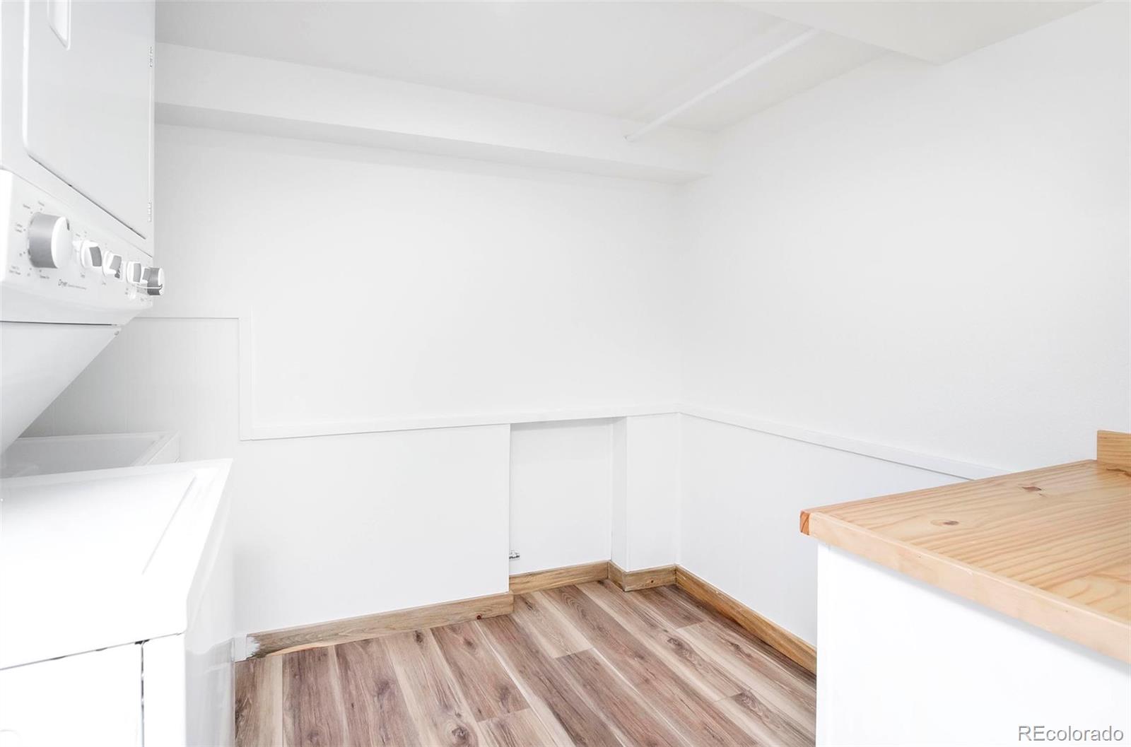 610 N Logan Street Unit: 7