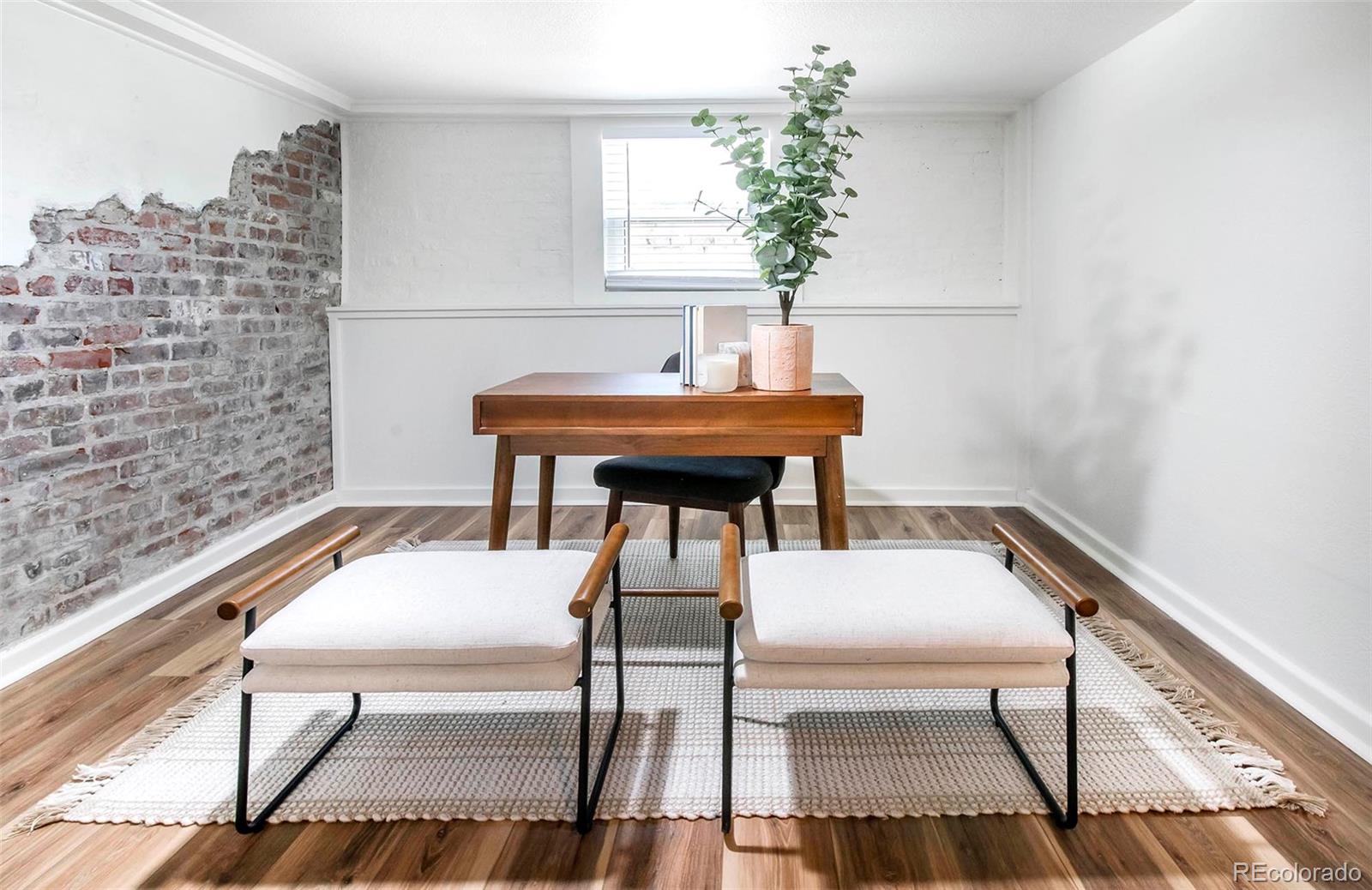 610 N Logan Street Unit: 7
