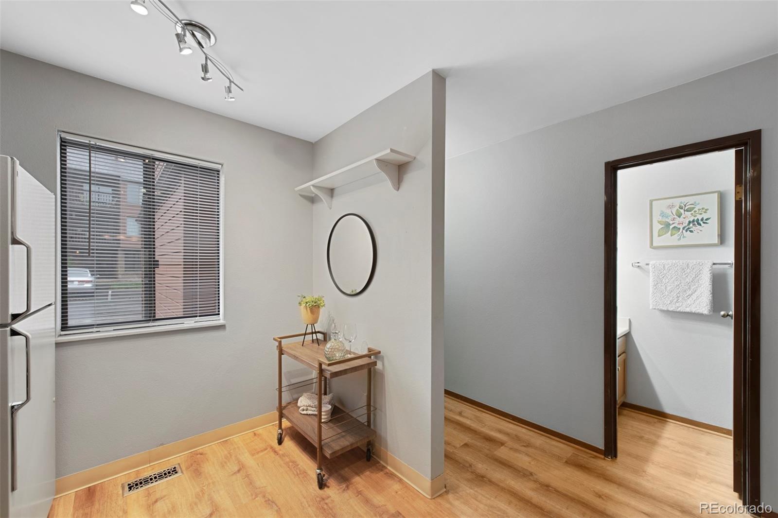 451 Wright Street Unit: 11