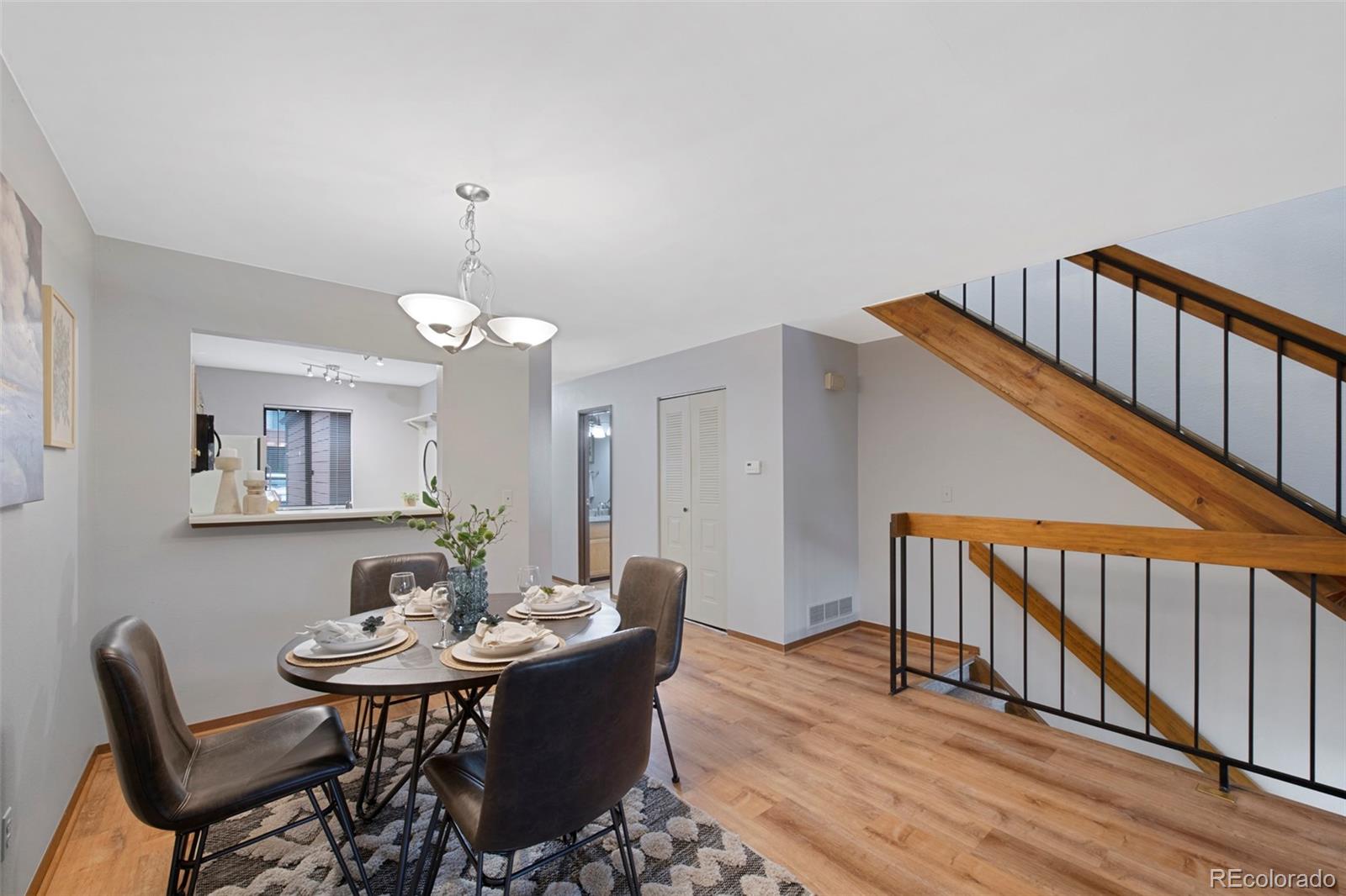 451 Wright Street Unit: 11