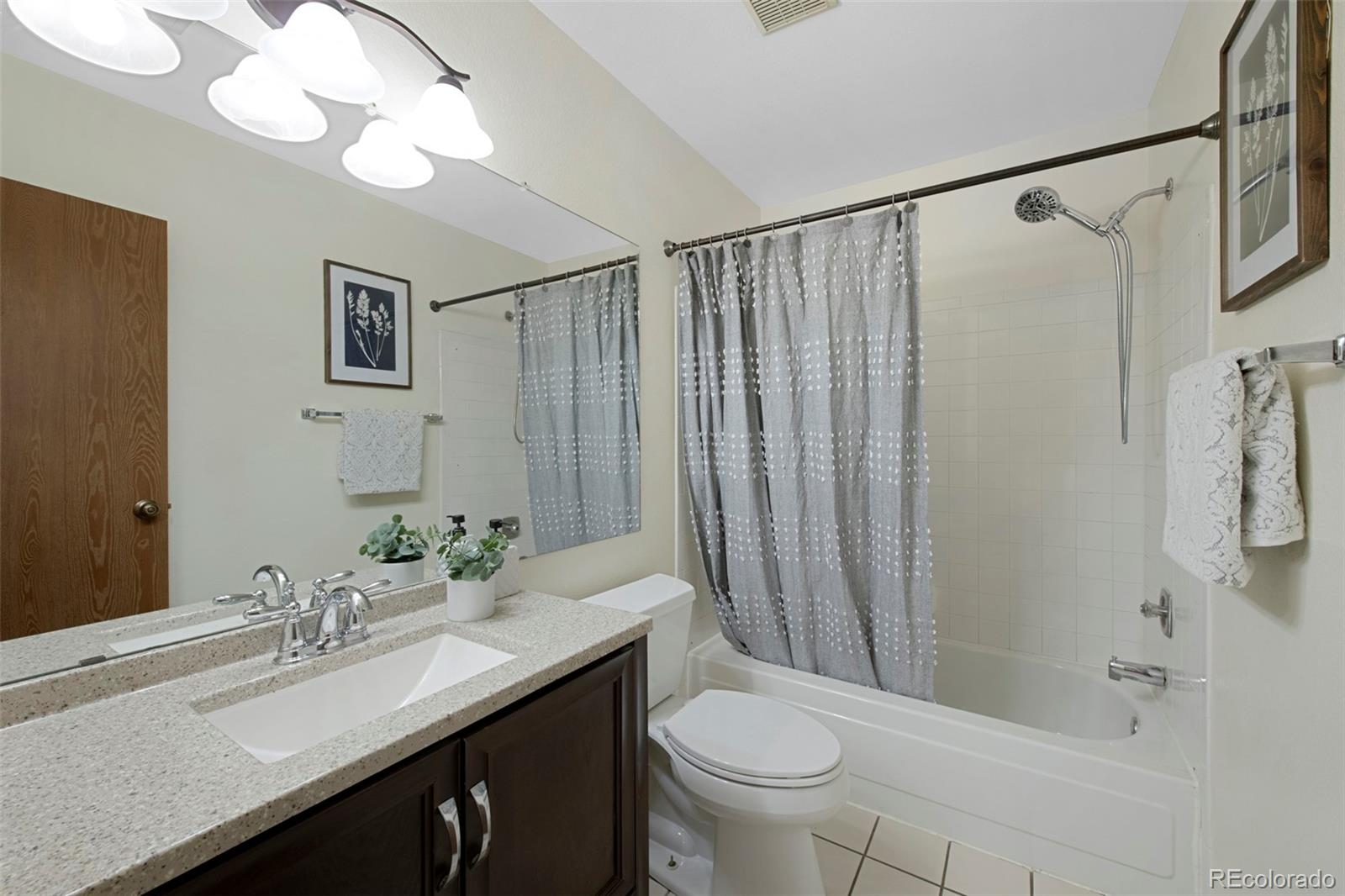 451 Wright Street Unit: 11
