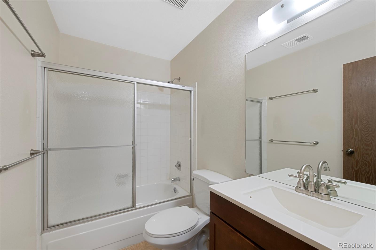 451 Wright Street Unit: 11