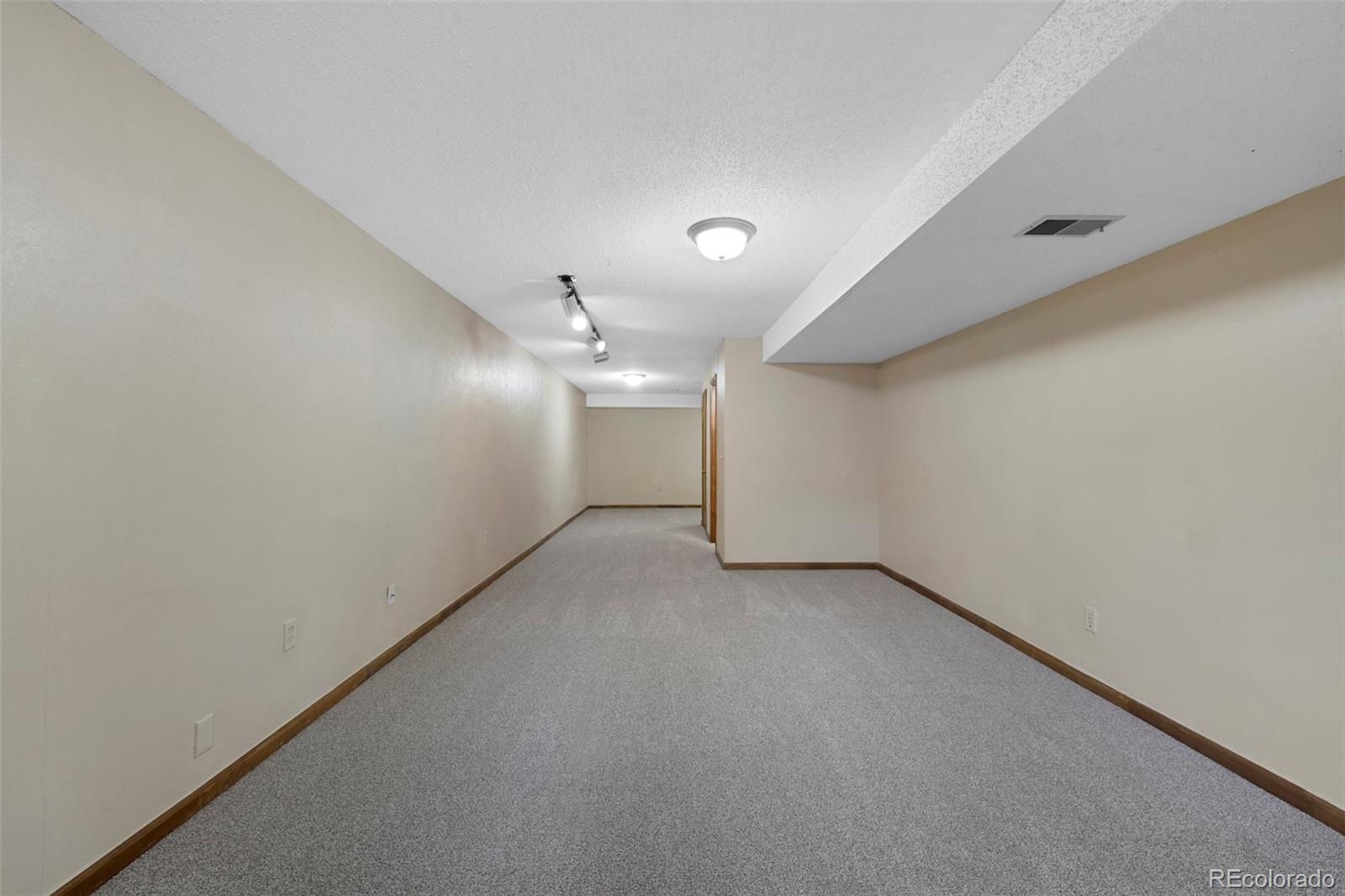 451 Wright Street Unit: 11