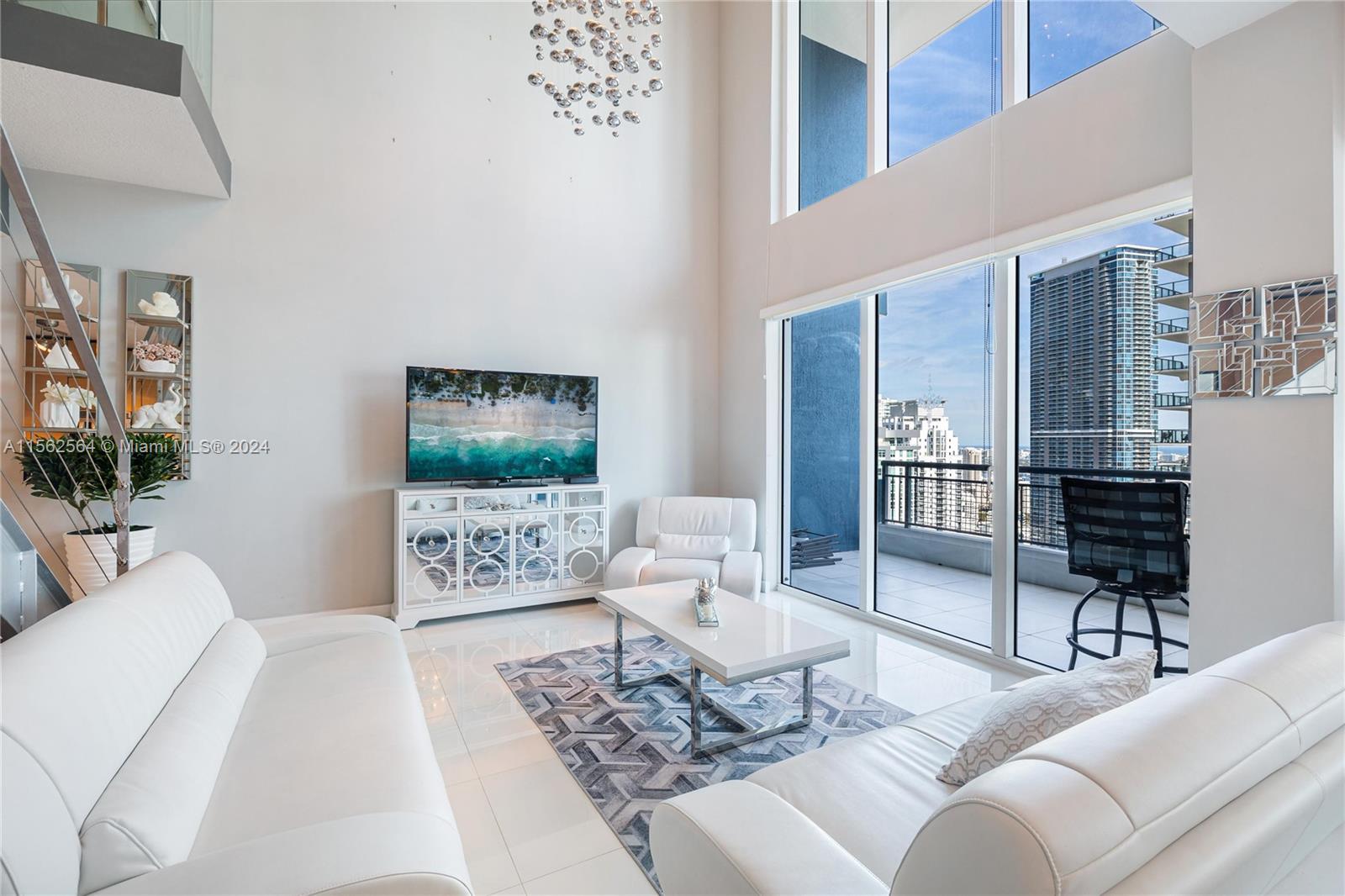60 SW 13 St # 4212