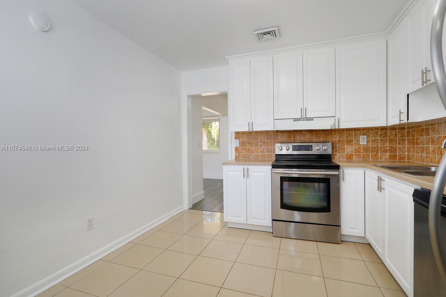 900 Benevento Ave # 900
