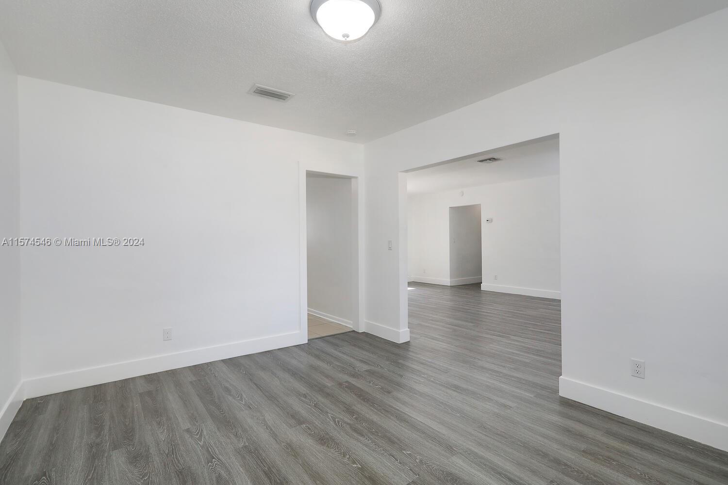 900 Benevento Ave # 900