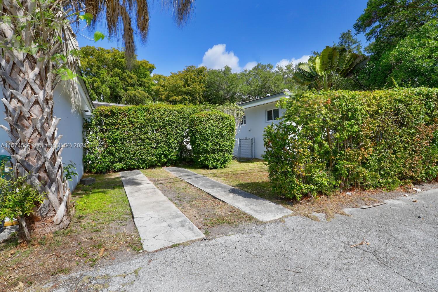 900 Benevento Ave # 900