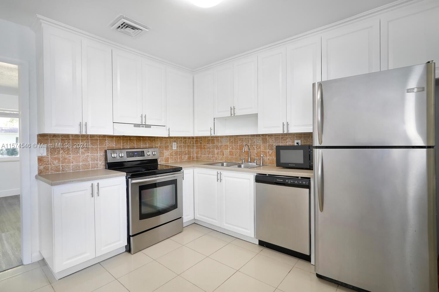 900 Benevento Ave # 900