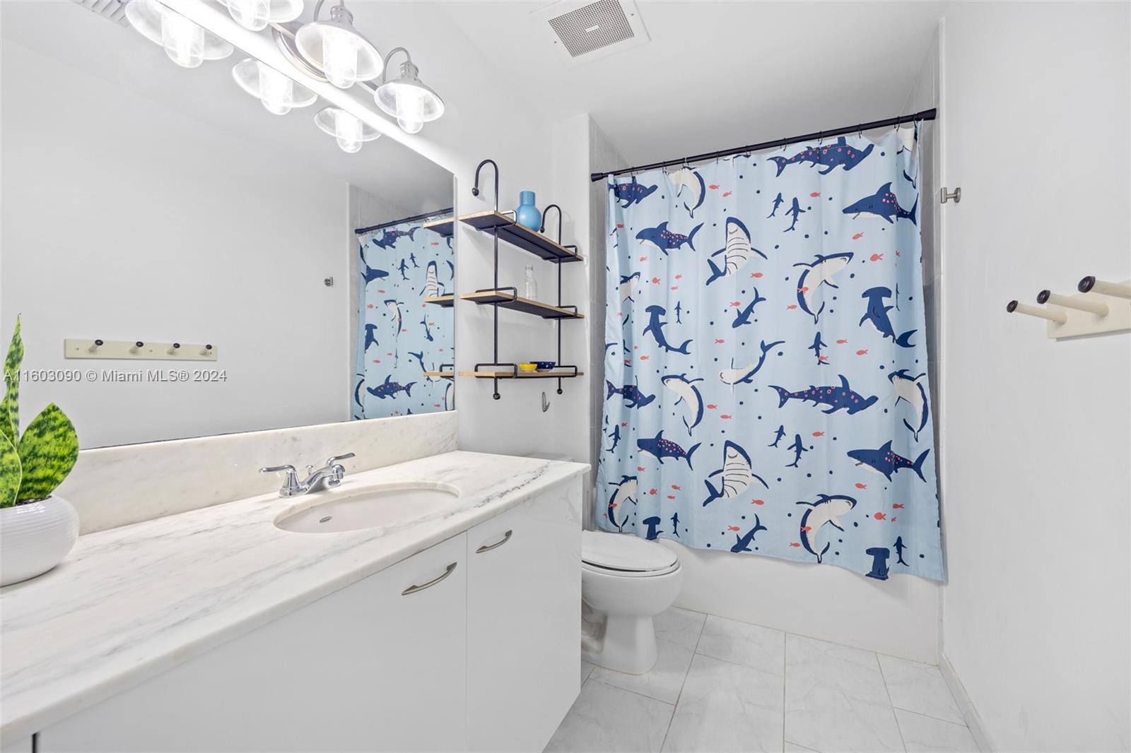 133 NE 2nd Ave # 1802