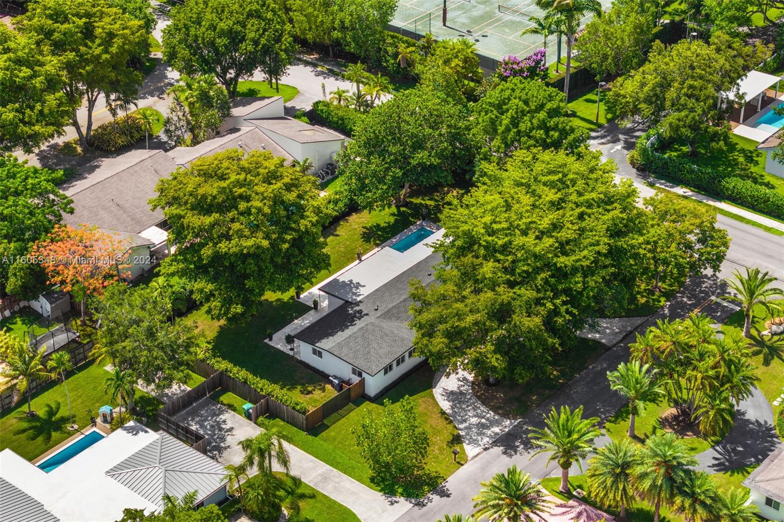 9800 SW 70th Ave