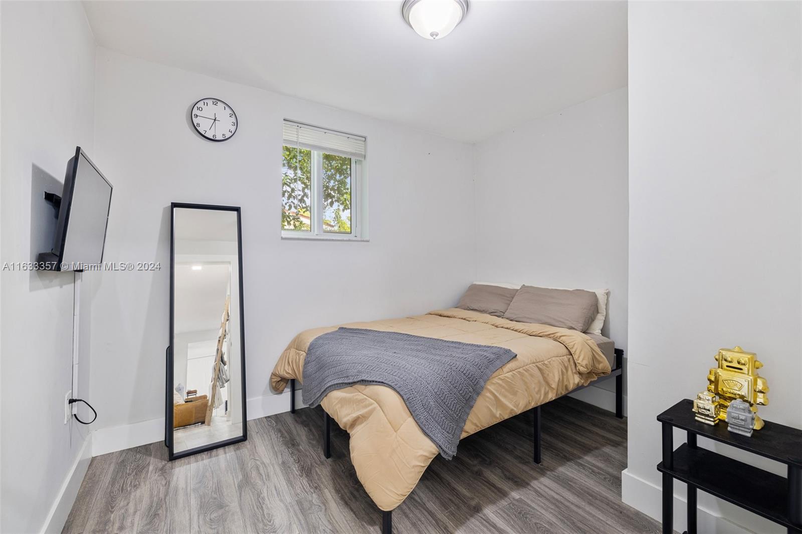 1988 NW 58th St