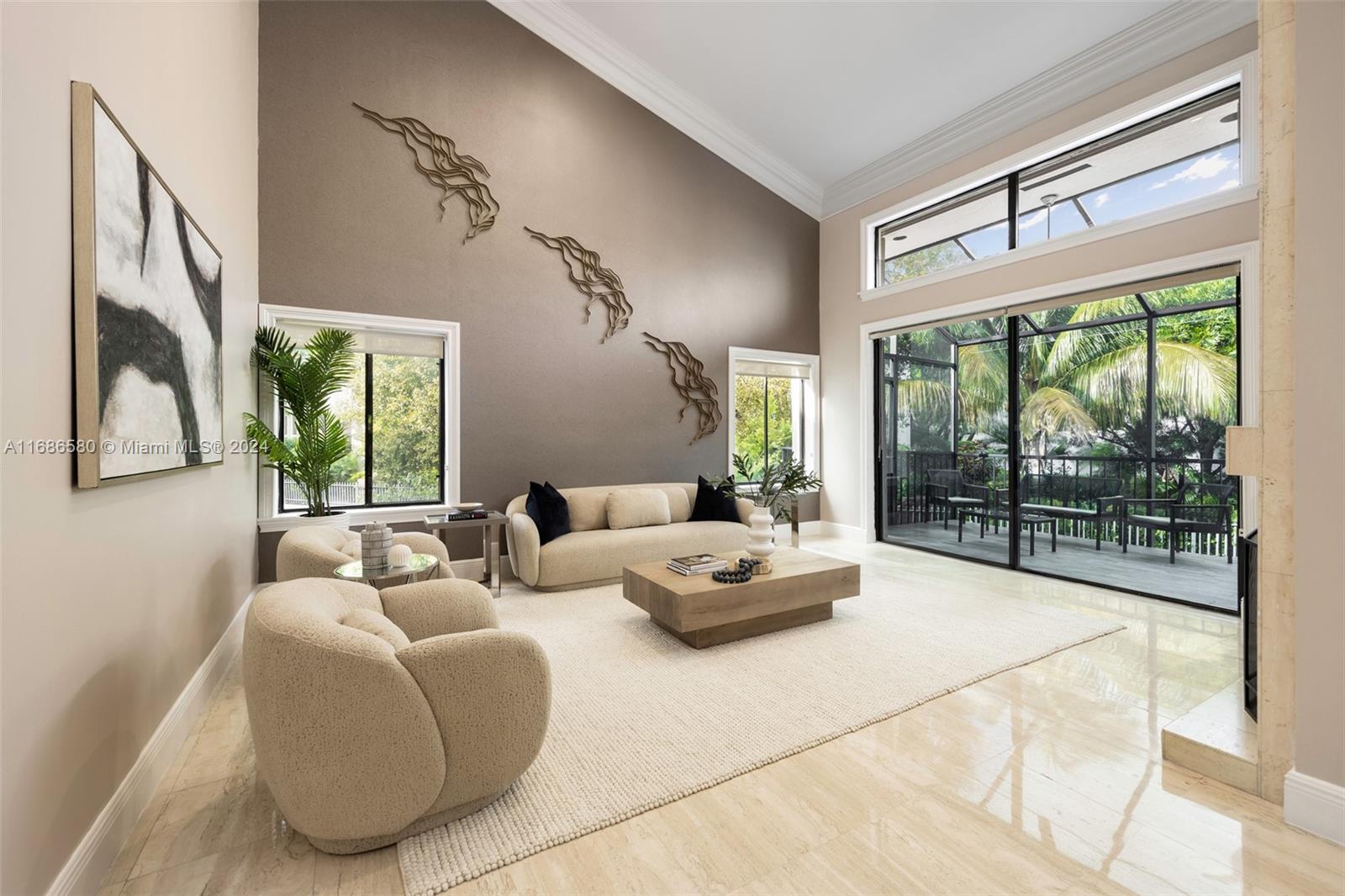 2000 S Bayshore Dr # 20