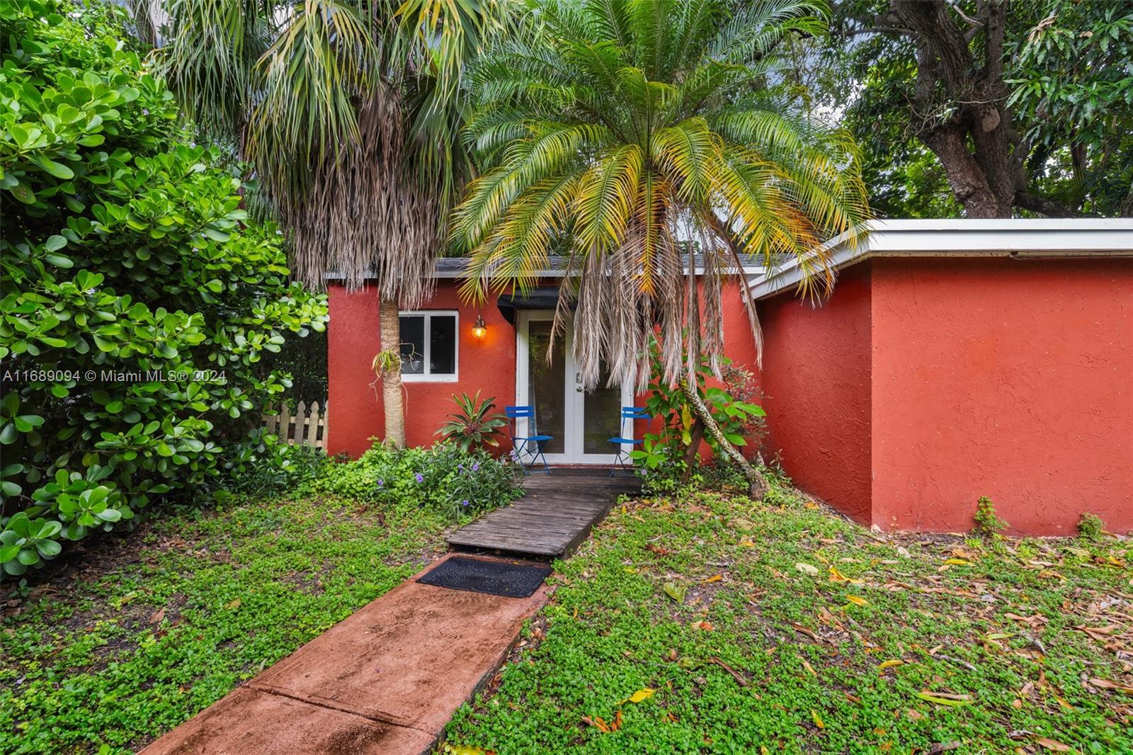 2015 SW 25th St Rear