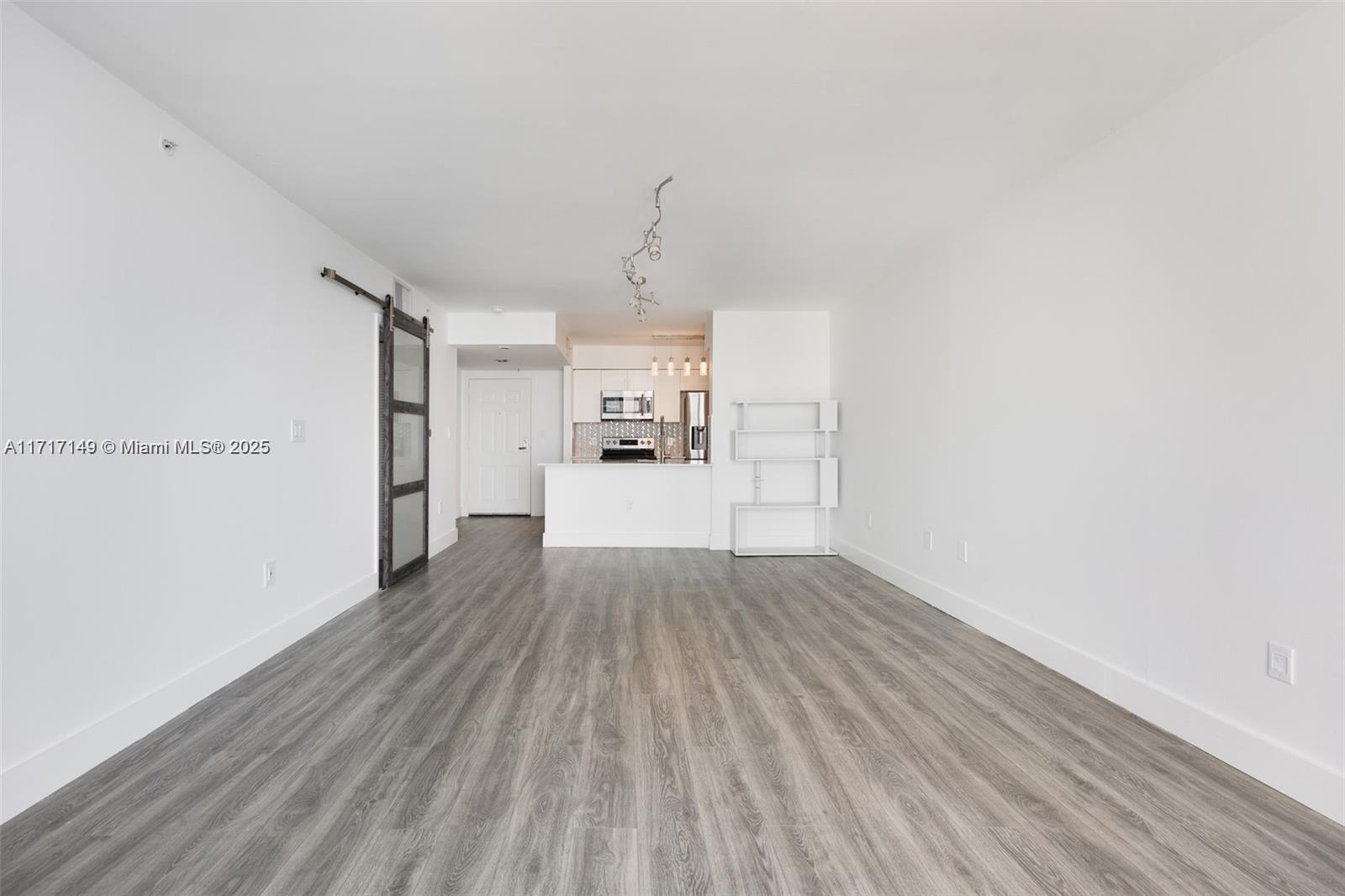 1155 Brickell Bay # 2907